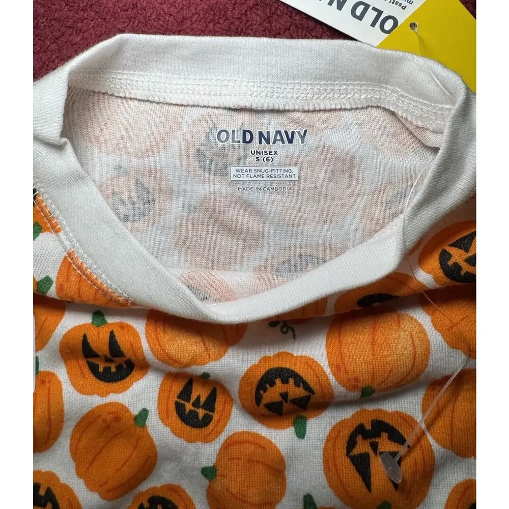 Old Navy Pajama Set W/ Pumpkin Print Unisex Size 6 New with Tags Halloween
